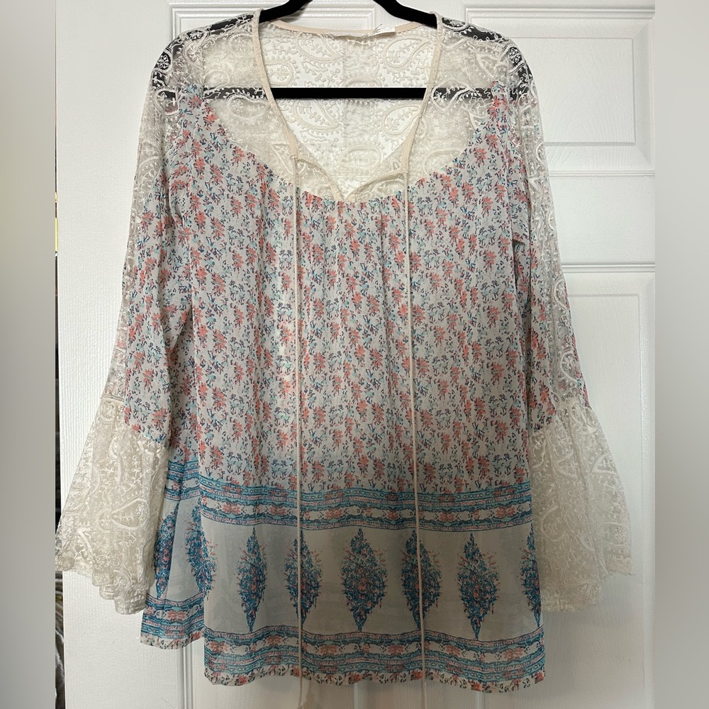 Blu Pepper women’s blouse